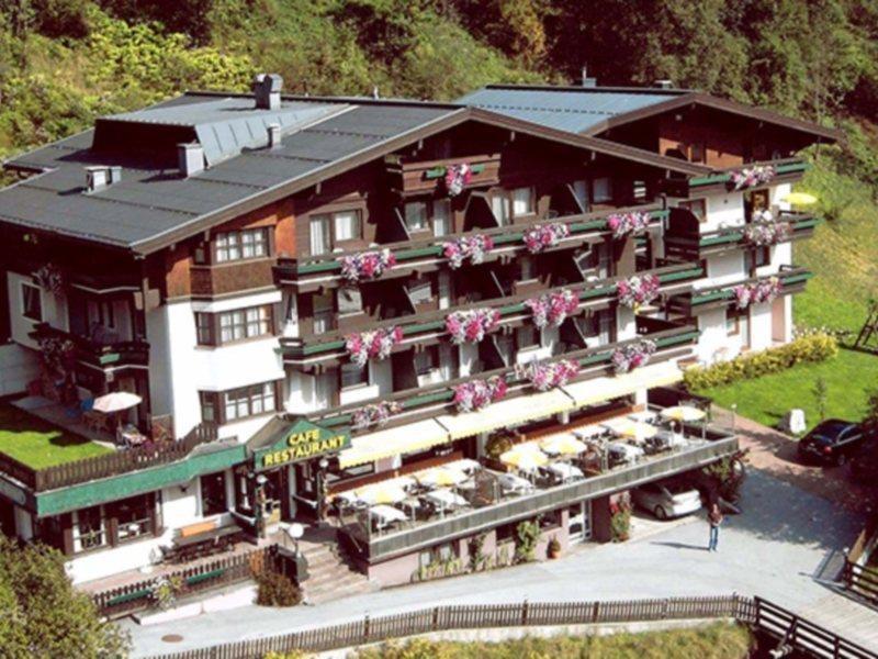 Hotel Alpenblick Saalbach-Hinterglemm Exterior photo