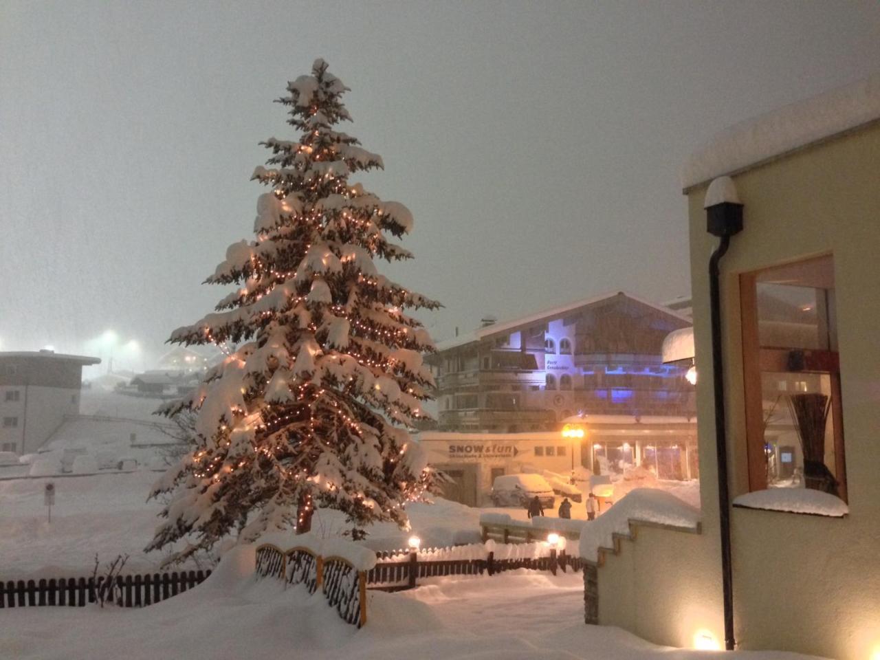 Hotel Alpenblick Saalbach-Hinterglemm Exterior photo